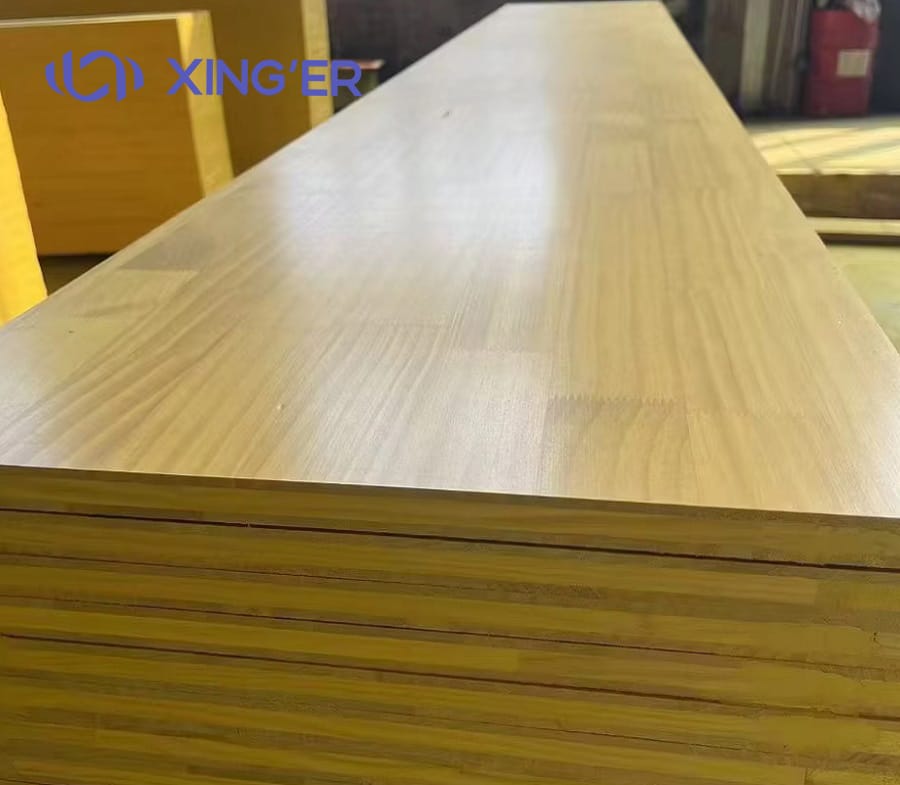 NEW THREE-LAYER PLYWOOD